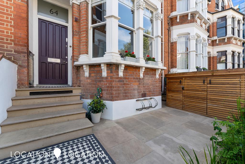 Clissold Crescent 56.jpg