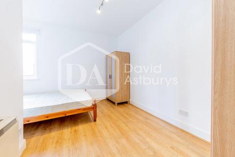 4 bedroom apartment to rent, Criterion Mews, Archway Road, London
