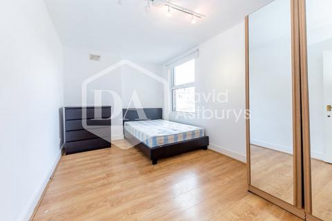4 bedroom apartment to rent, Criterion Mews, Archway Road, London