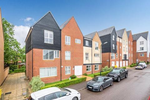 33 Cloudeseley Close, Sidcup, DA14 6TF