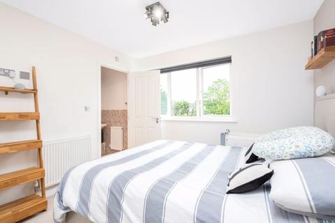 33 Cloudeseley Close, Sidcup, DA14 6TF