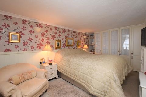 13a Feus, Auchterarder, PH3 1EP