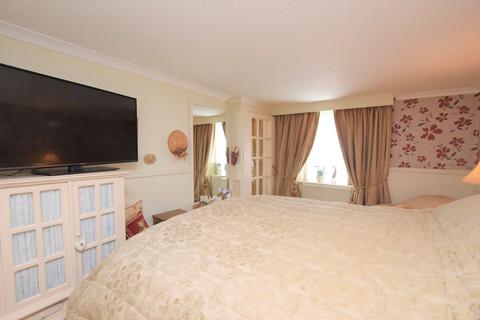 13a Feus, Auchterarder, PH3 1EP