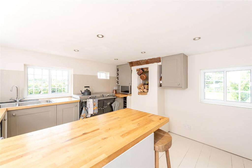 Kitchen/Breakfast Rm