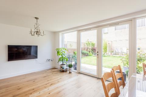 101 Clay Farm Drive, Trumpington, Cambridge, CB2 9BX