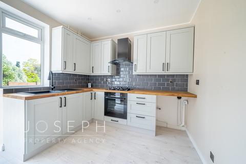 26 Brockley Crescent, Ipswich, IP1 5HT