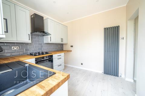 26 Brockley Crescent, Ipswich, IP1 5HT