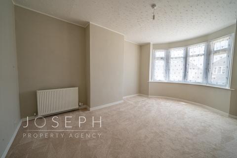 26 Brockley Crescent, Ipswich, IP1 5HT