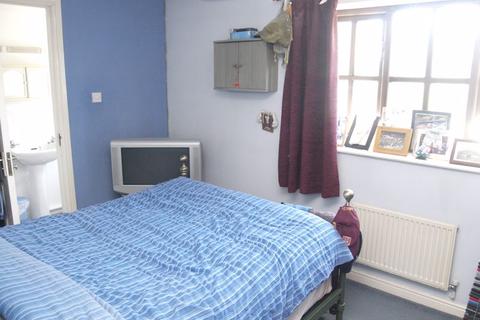 10 Waters Edge, Anderton, Northwich, CW9 6FA