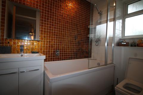 36 Comyns Close, London, E16 4JJ