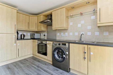 41 Cox Gardens, Dundee, DD3 9GZ