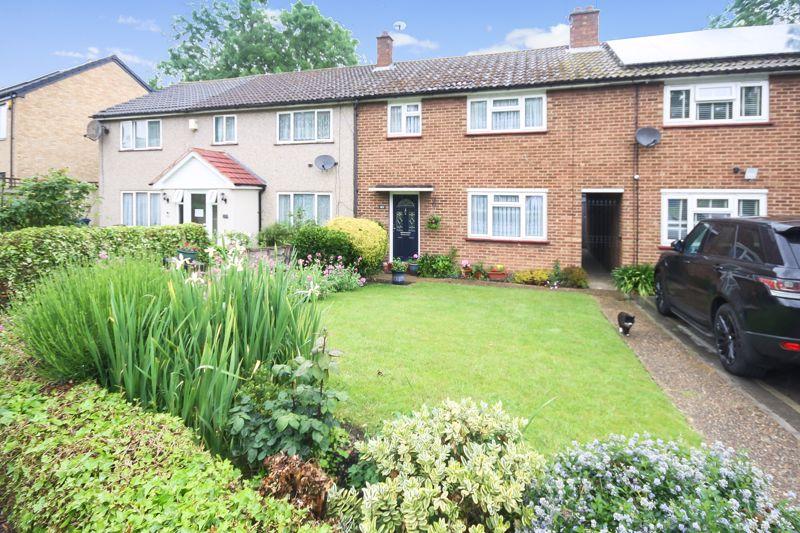 Dabbs Hill Lane, Northolt 3 bed terraced house £450,000