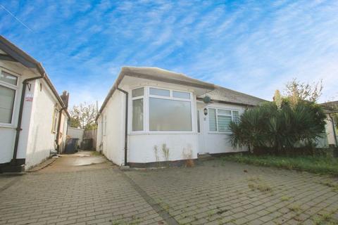 2 bedroom semi-detached bungalow to rent, Sandown Way, Northolt