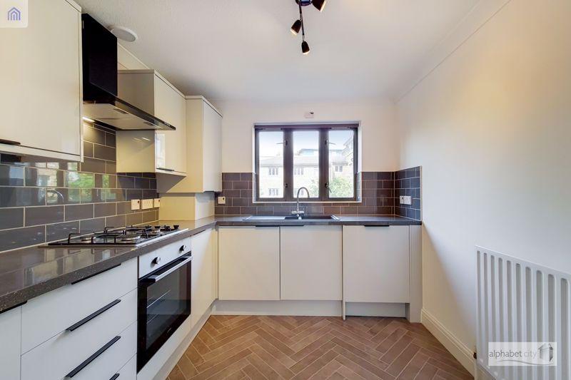 Kitchen (3)