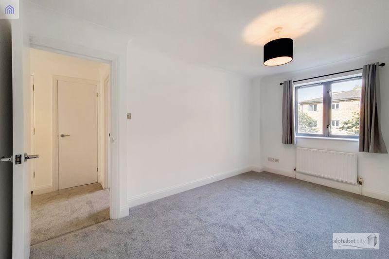 Bedroom (2)