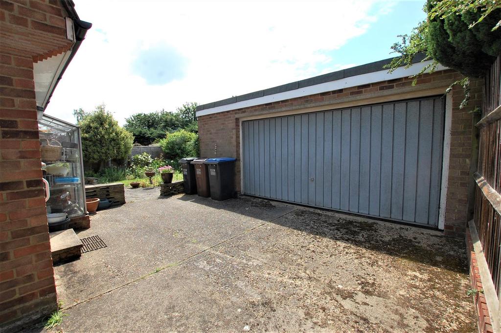 Detached Double Garage