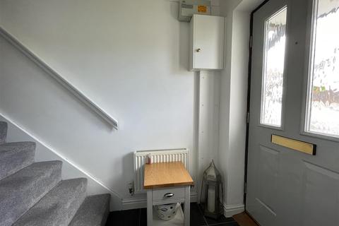 8 Century Close, St Austell, PL25 3UY