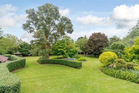 The Orchards Buckley Green, Henley-in-arden, B95 5QF