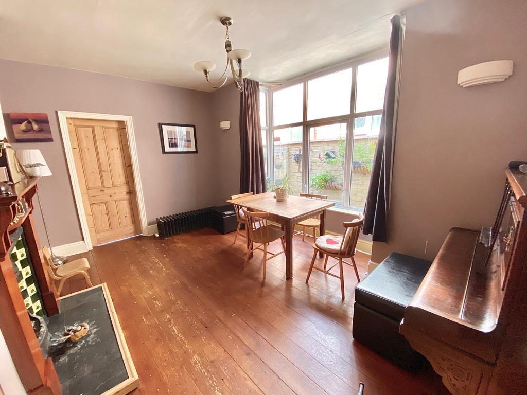 Breakfast Room