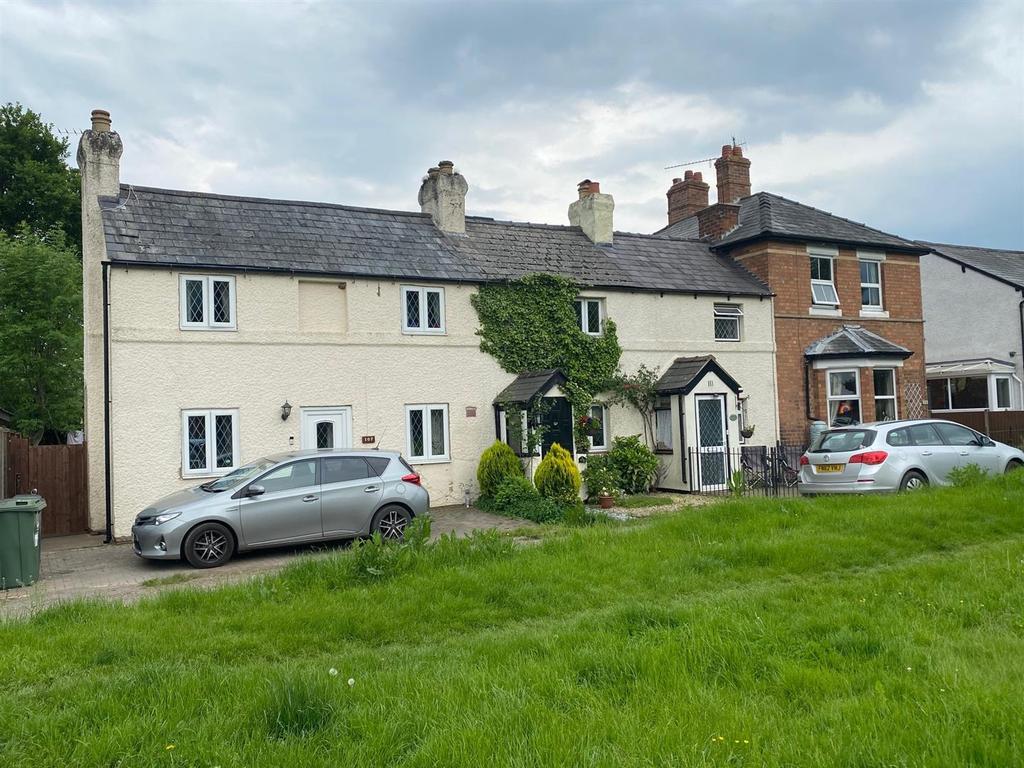 Poolbrook Road, Malvern, Worcestershire 1 bed terraced house £170,000