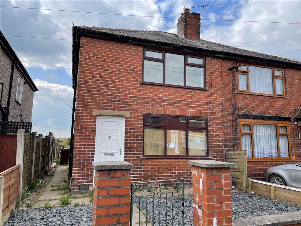 Laxey Crescent, Leigh 2 bed semidetached house £125,000