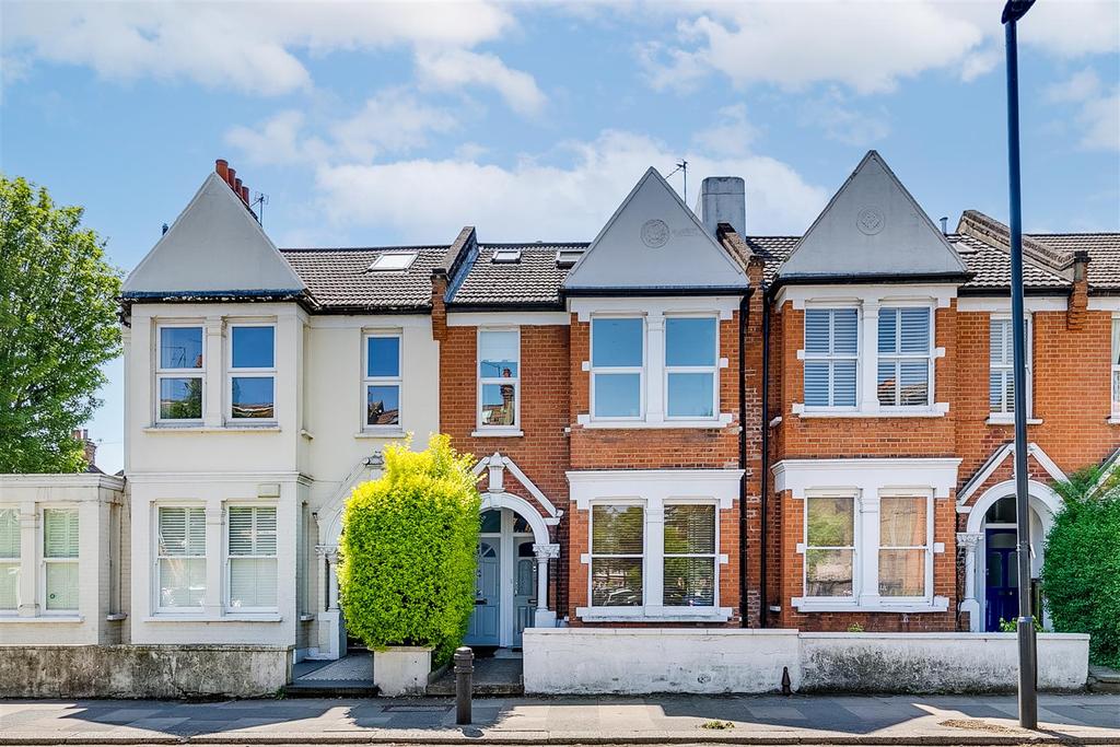 Southfield Road, London, W4 3 bed flat for sale £750,000