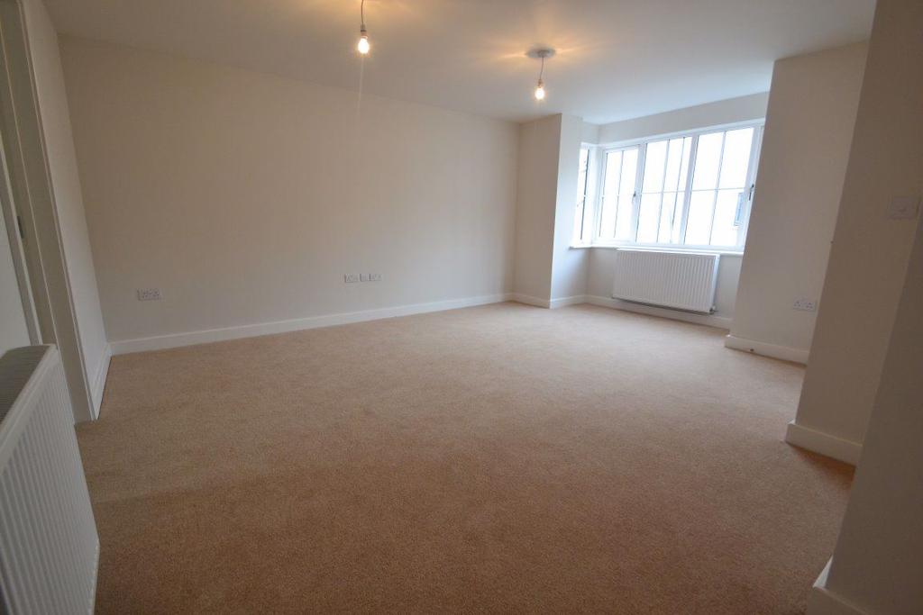 Elm Walk, Portishead 3 bed house £1,300 pcm (£300 pw)