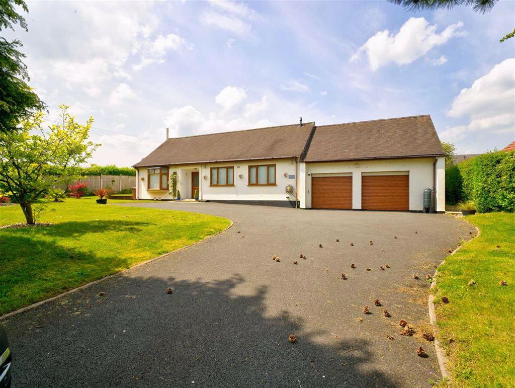 Overton Road, St Martins, SY11 3 bed bungalow £299,950
