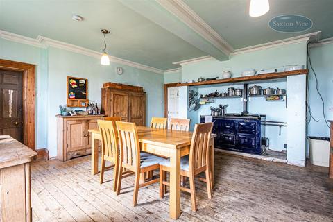 Stanage Lodge Long Causeway, Sheffield, S10 4QZ