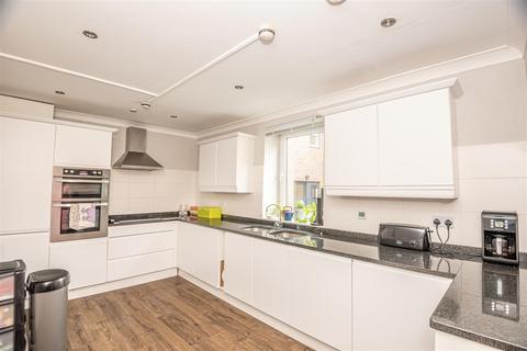 4 bedroom terraced house to rent - Granary Court, York