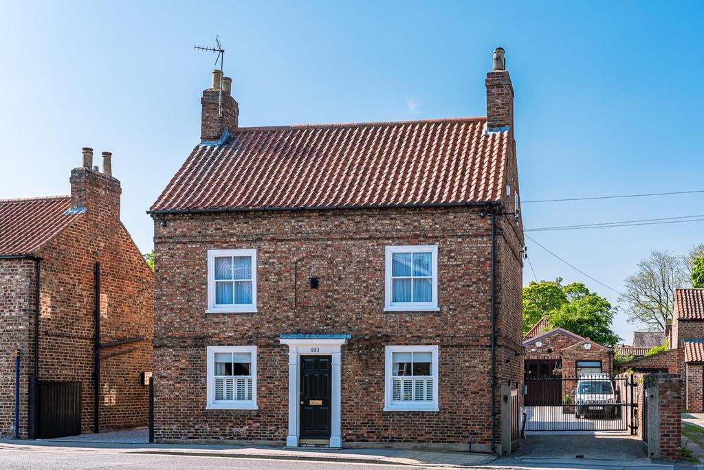 Front Street, York 6 bed detached house £725,000