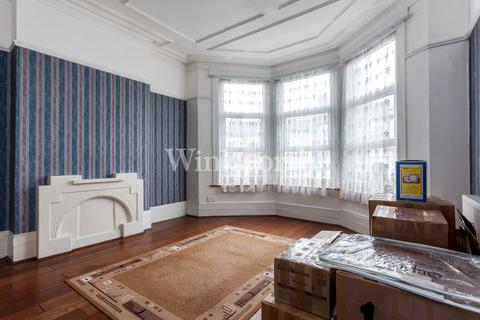 79 Wightman Road, London, N4 1RJ