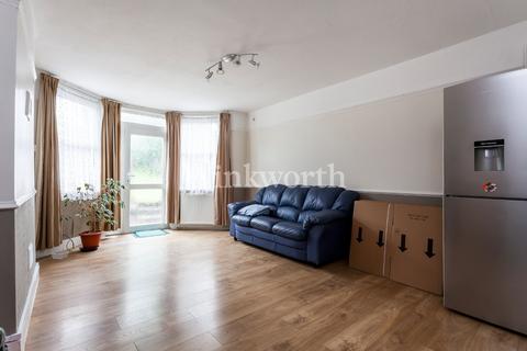 79 Wightman Road, London, N4 1RJ