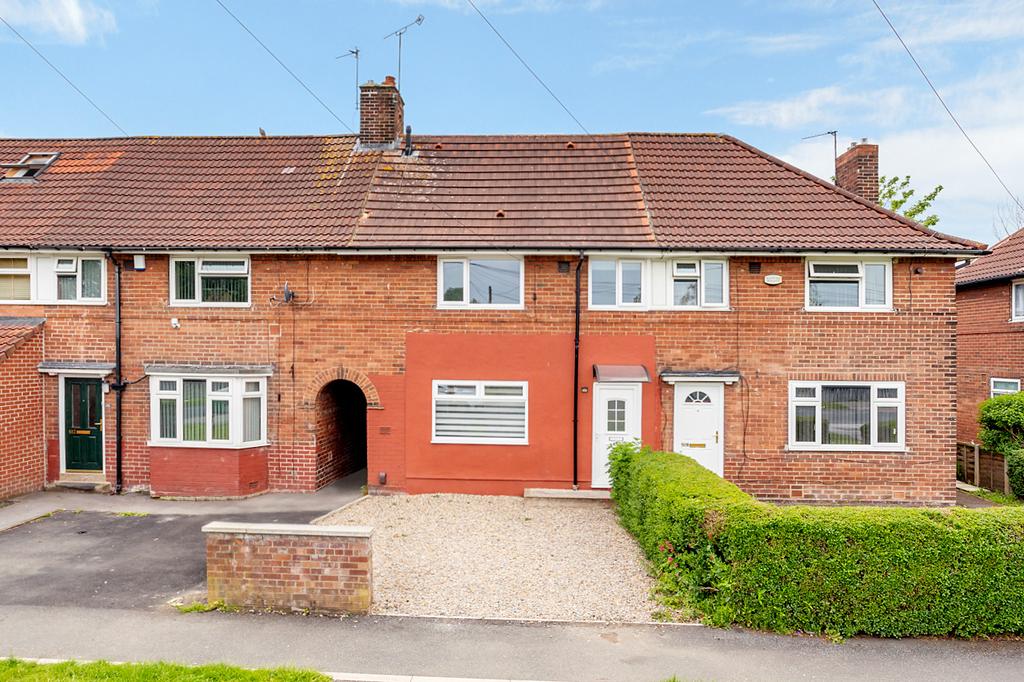 Oakwood Lane, Leeds, LS9 3 bed terraced house for sale £140,000