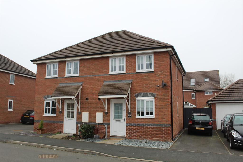 Red Deer Road, Shrewsbury... 2 bed semidetached house £48,750