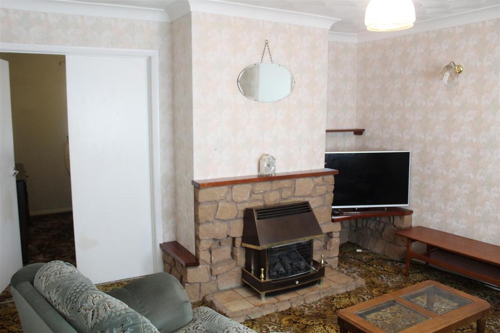 Langford Green, Harlescott Grange, Shrewsbury, Shropshire, SY1 3 bed