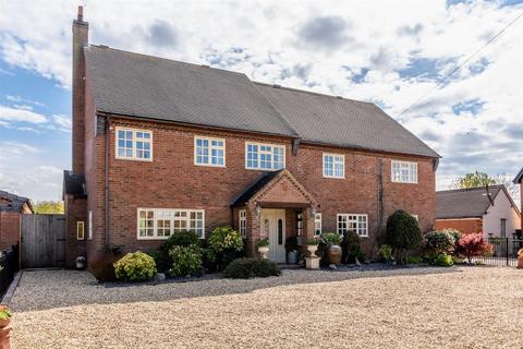 Chase View Puddle Hill, Hixon, Stafford, ST18 0NG