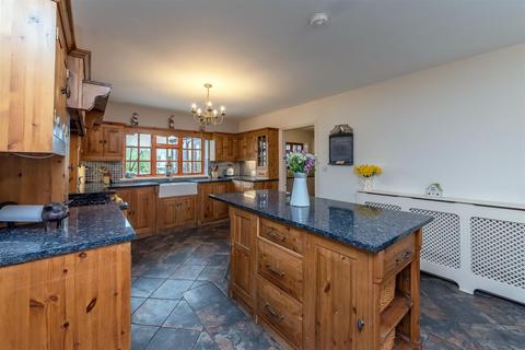 Chase View Puddle Hill, Hixon, Stafford, ST18 0NG
