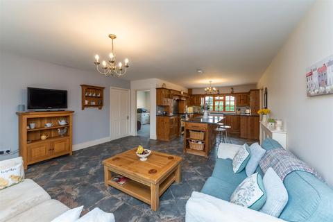 Chase View Puddle Hill, Hixon, Stafford, ST18 0NG