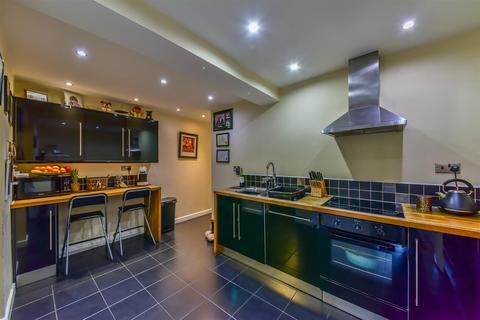 11a Beechtree Road, Walsall, WS9 9LS