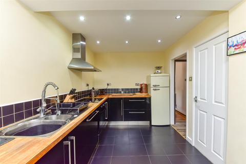 11a Beechtree Road, Walsall, WS9 9LS