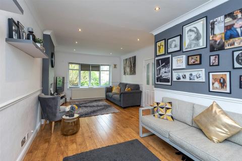 15 Trinity Rise, Stafford, ST16 1RX