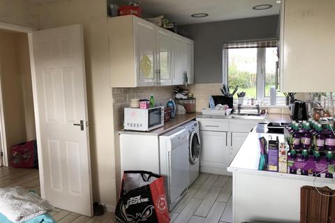 115 Bishopdale, Telford, TF3 1SF