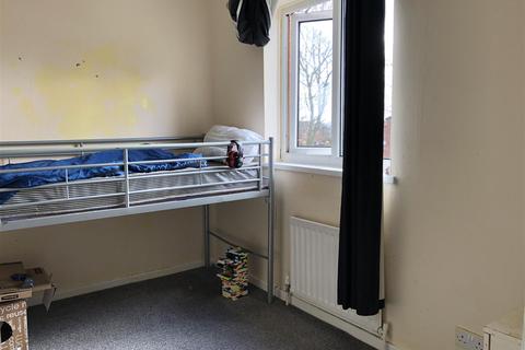 115 Bishopdale, Telford, TF3 1SF