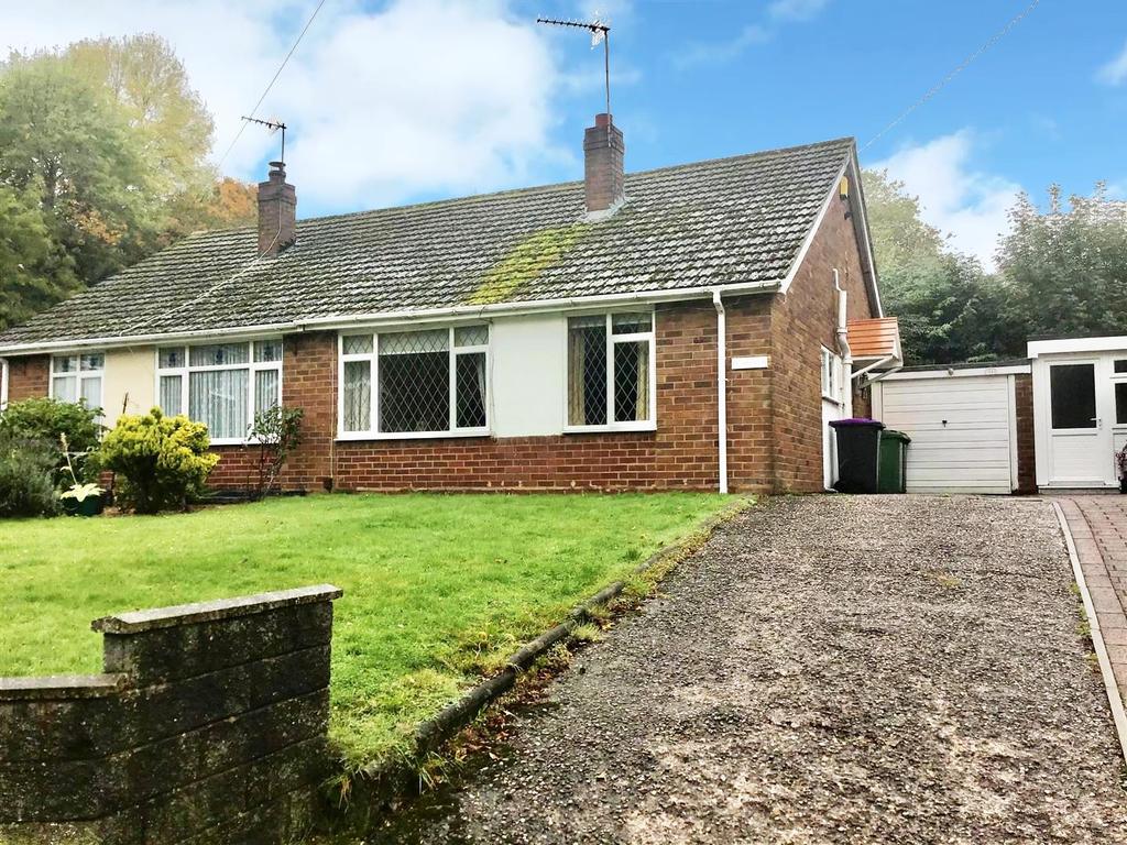 Bostock Crescent, Telford, Shropshire, TF3 2 bed bungalow £160,000