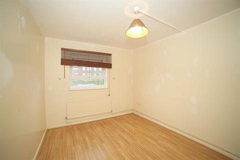 94 Beaconsfield, Brookside, Telford, TF3 1NH