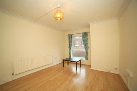 94 Beaconsfield, Brookside, Telford, TF3 1NH