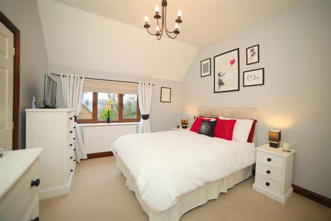 4 High View, Lawley Bank, Telford, TF4 2RL