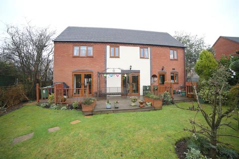 4 High View, Lawley Bank, Telford, TF4 2RL