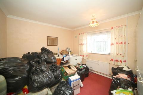 42 Manor Road, Dawley, Telford, TF4 3ED